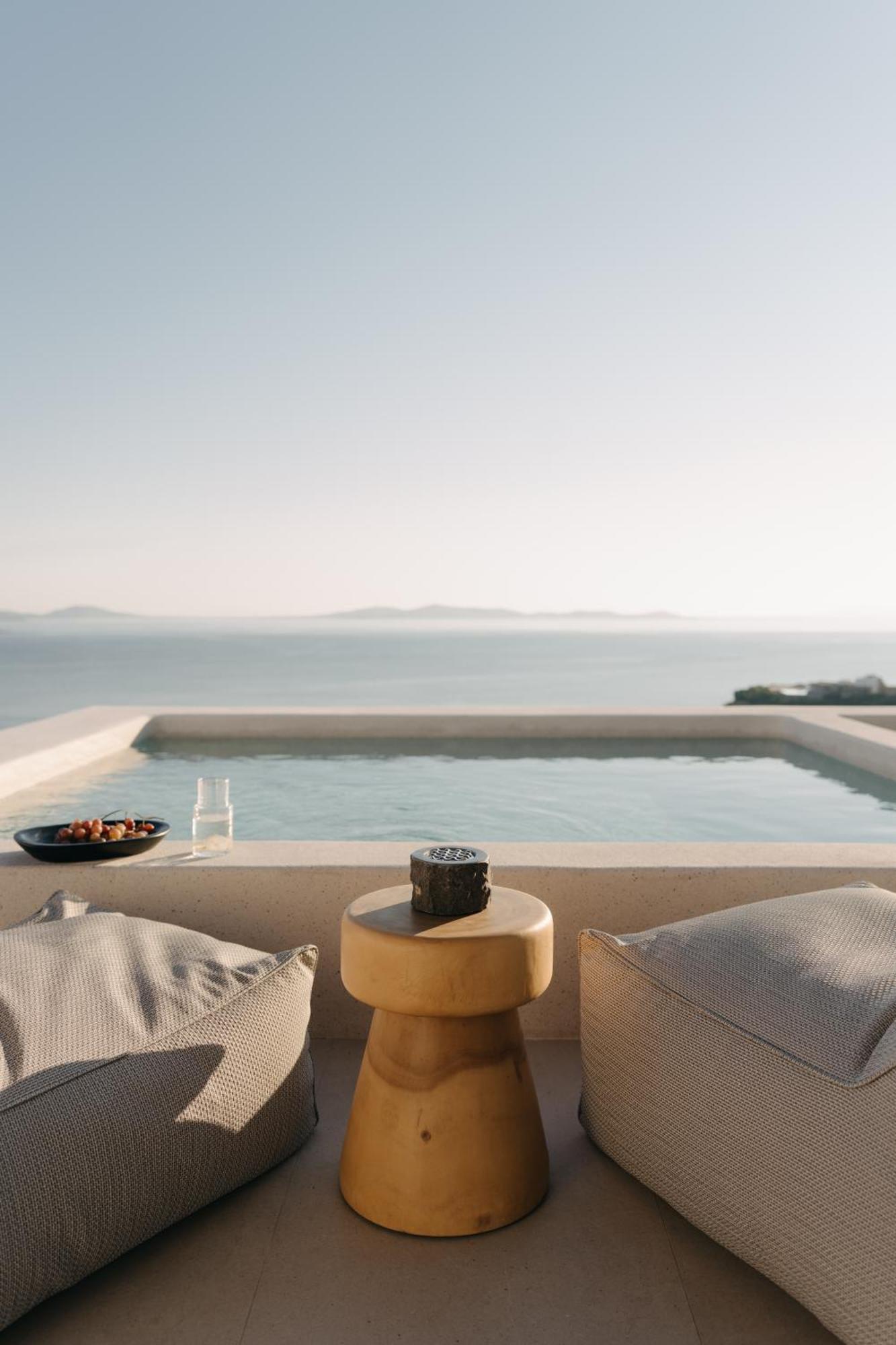 Bard De Sol Hotel Mykonos Town Bagian luar foto